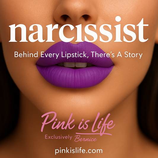 Lápiz labial líquido mate vegano de color morado Narcissist